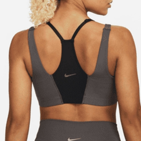 NWT Women's Nike Yoga sports bra - Picture 2 of 6